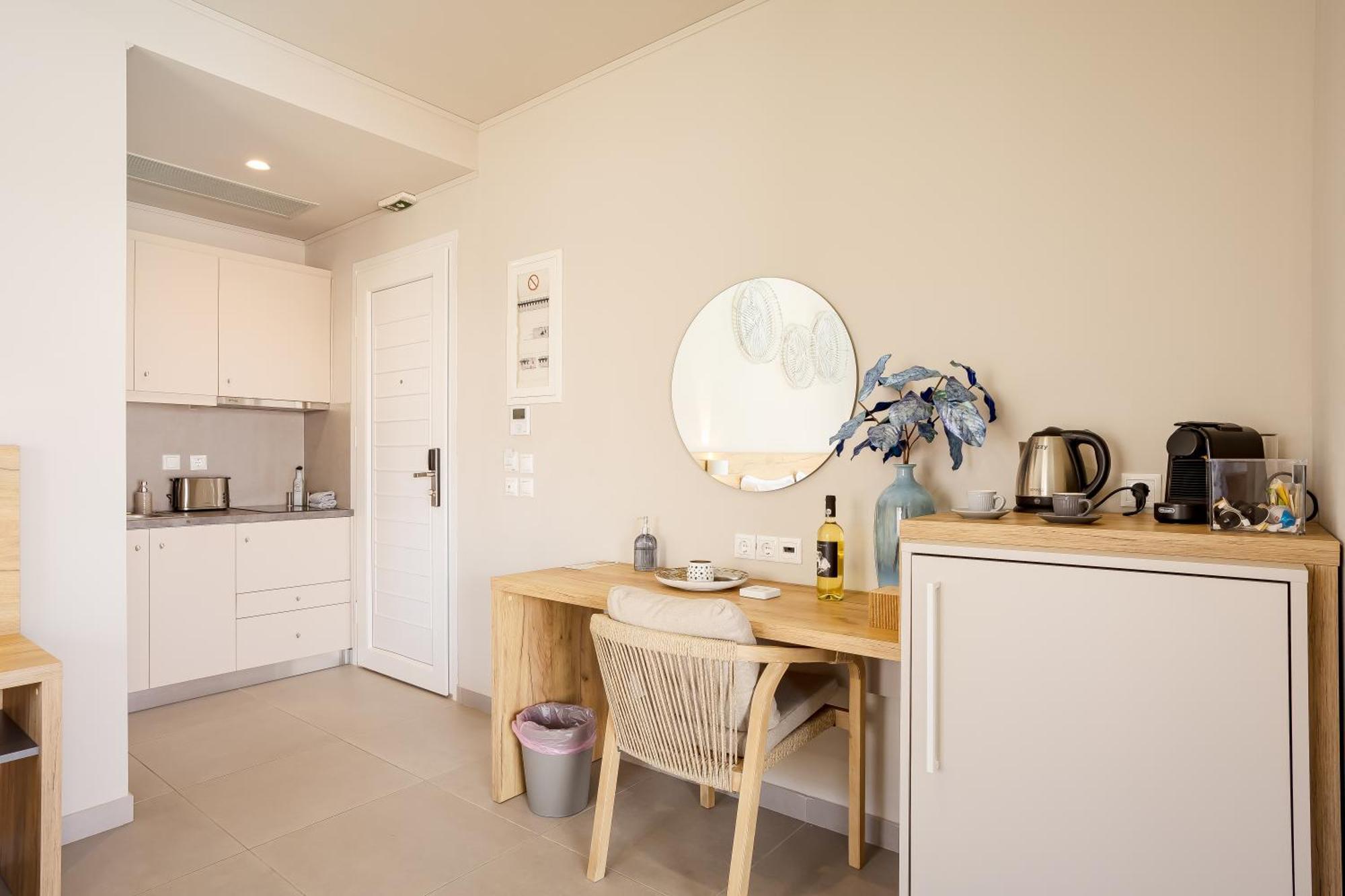 Sarpidon Suites Agia Marina Buitenkant foto